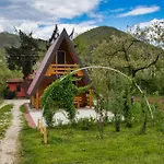 펜션 Pyramid Energy House 비소코