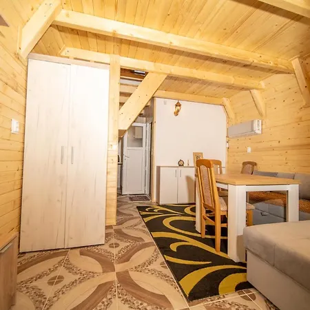 Pyramid Energy House