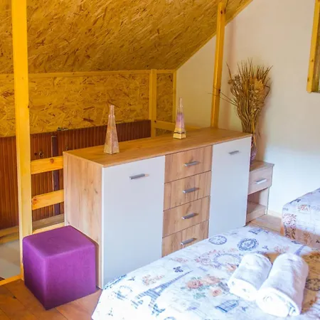 Vakantiehuis Pyramid Energy House