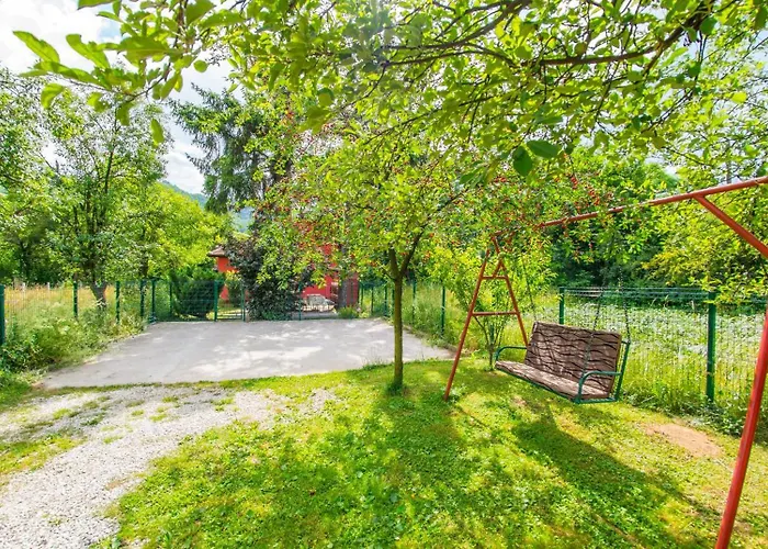 Pyramid Energy House Holiday home *