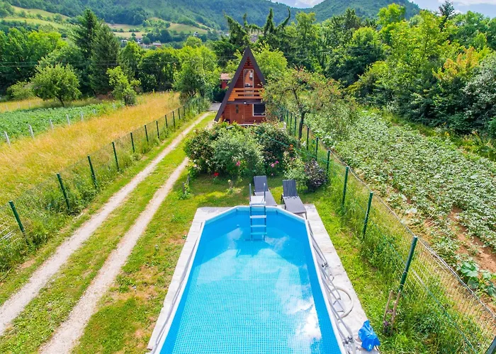 Pyramid Energy House Holiday home *