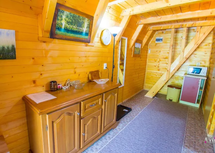 Pyramid Energy House